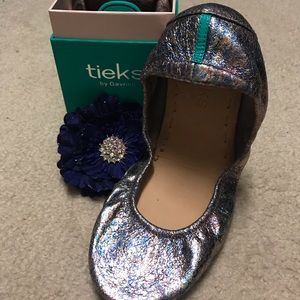 Love potion Tieks